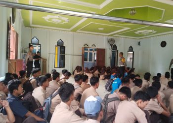 Sat Lantas Polres Majene Gencarkan Edukasi Keselamatan Berkendara di SMKN 5 Majene dalam Rangka Operasi Zebra Marano 2025