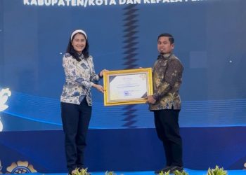 Parepare Diganjar Penghargaan Nasional atas Kecepatan Pemutakhiran Data Keluarga