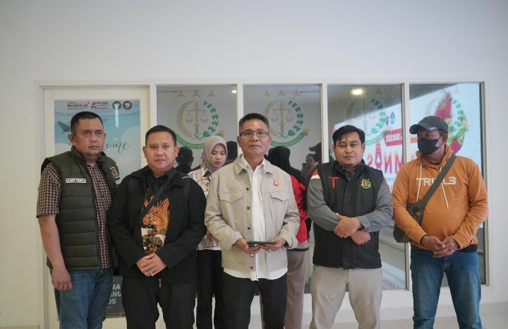 Kejati Sulsel Tangkap Buronan Narkotika yang Kabur 16 Bulan, Diamankan di Berau