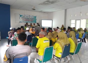 Bhabinkamtibmas Polsek Banggae Hadiri Loka Karya Mini Lintas Sektor PKM Banggae I di Kecamatan Banggae