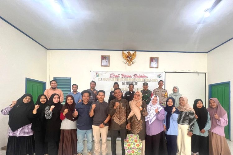 Bhabinkamtibmas Polsek Banggae Hadiri Sertijab Kepala Desa Buttu Baruga, Tegaskan Dukungan terhadap Pemerintahan Desa yang Baru