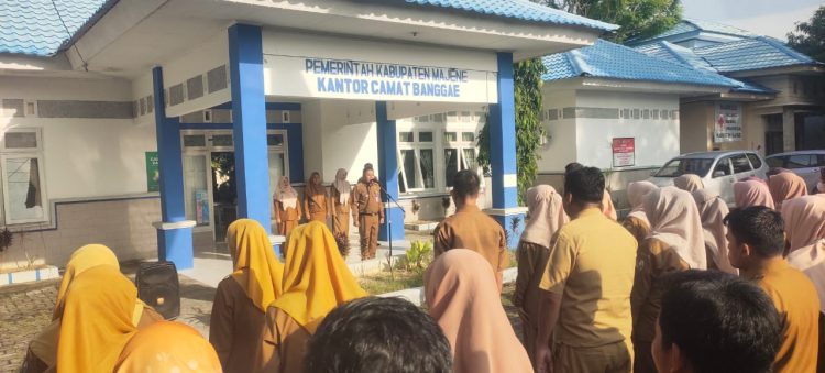 Apel Terpadu Kecamatan Banggae, Camat Hifni Zakariya Tekankan Disiplin dan Etika bagi PPPK
