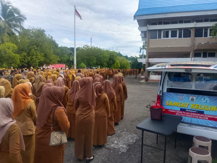 Optimalisasi Pelayanan Publik, Layanan SAMKEL Pembayaran Pajak Kendaraan Dibuka di Kantor Bupati Majene