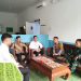 Pastikan Makanan Aman dan Sehat, Bhabinkamtibmas Polsek Banggae Turun Langsung Awasi SPPG