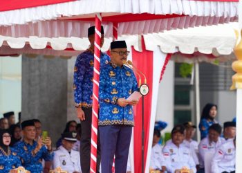 Fiskal 2026 “Tidak Baik-Baik Saja”, Gubernur Suhardi Duka Tantang Pejabat dan Kades Cetak Prestasi di Tengah Keterbatasan