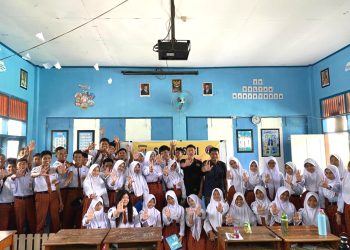 Selamatkan Generasi Muda, Satresnarkoba Polres Majene Sosialisasi Bahaya Narkoba di SMPN 3 Majene
