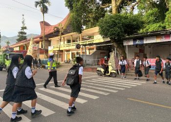 Sat Lantas Tana Toraja Intensifkan Pengaturan Lalu Lintas di Pagi Hari