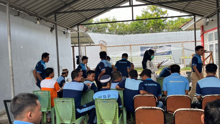 Lapas Parepare Laksanakan Mobile VCT HIV/AIDS dan Skrining TB bagi 200 WBP
