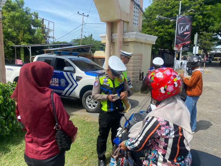 Operasi Keselamatan di Jl. Gatot Subroto, Satlantas Polres Majene Bangun Kesadaran Tertib Berlalu Lintas