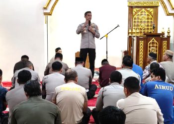 Sambut Ramadhan, Kapolres Majene Ajak Personel Makmurkan Masjid dan Perbanyak Amal Ibadah