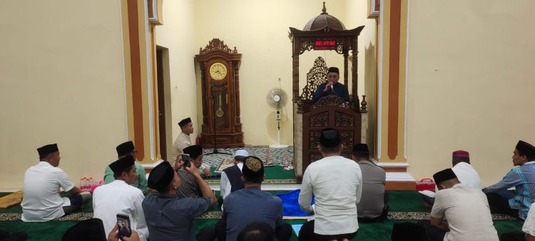Bupati Majene Ajak Warga Perkuat Silaturrahmi di Bulan Ramadhan.
