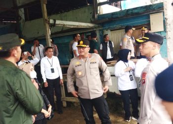 Kapolres Majene Hadiri Kunker Gubernur Sulbar di Desa Sendana, Tinjau Operasional Pabrik Es Palipi