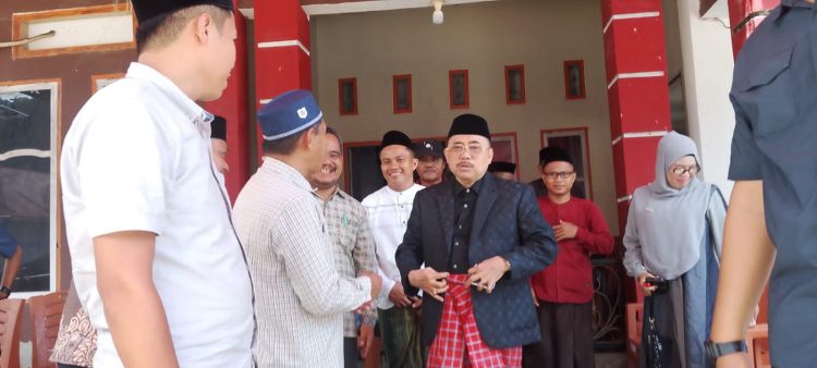 Wujud Empati, Bupati Majene Hadiri Tahlilan 40 Hari Ibunda Ketua Komisi II DPRD di Sendana