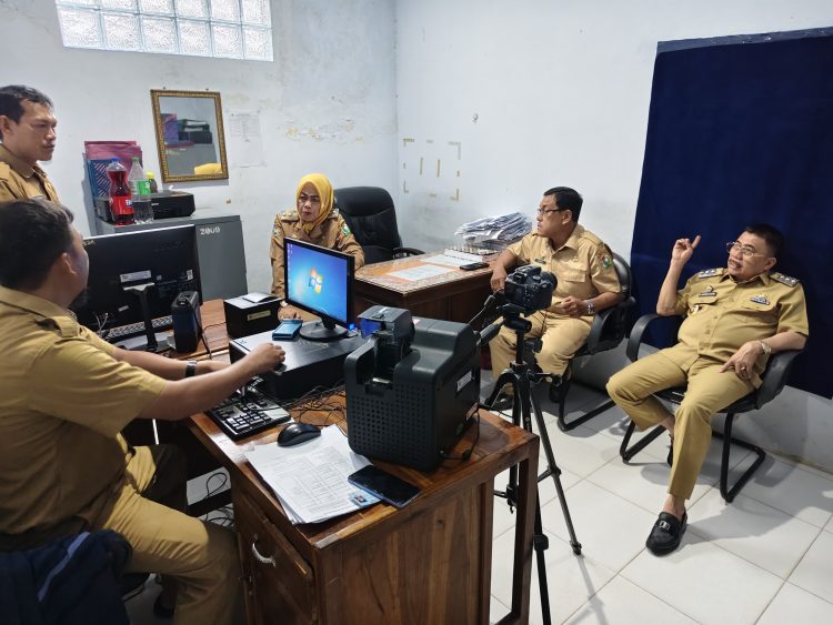 Pastikan Layanan Prima Pasca Libur Lebaran, Bupati dan Wabup Majene Sidak Kantor Disdukcapil