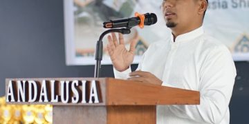 Dorong Aparatur Berintegritas dan Religius, Tasming Hamid Terima Andalusia Award