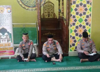 Perkuat Nilai Spiritual, Personel Polres Parepare Rutin Gelar Yasinan Berjamaah