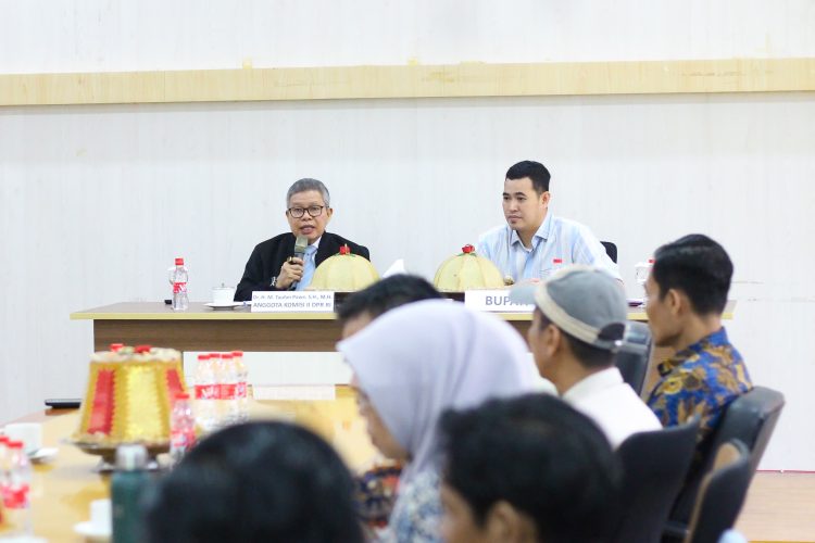 Taufan Pawe Ingatkan Inspektorat Pangkep: Awasi Secara Profesional, Jangan ‘Matikan’ Karir ASN