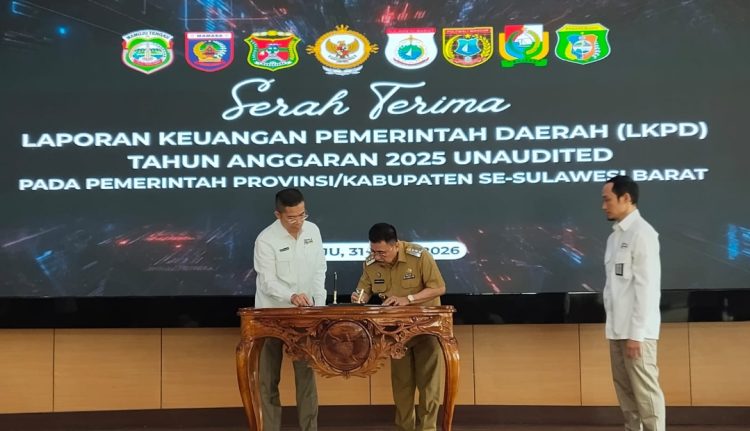 Wujudkan Tata Kelola Keuangan Akuntabel, Bupati Majene Serahkan LKPD TA 2025 (Unaudited) ke BPK RI