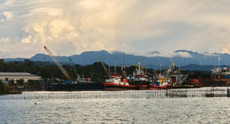 Warga Keluhkan Limbah Galangan Kapal PT Layar Perkasa Nusantara di Barru