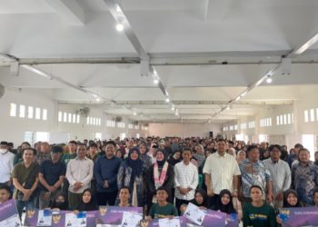 Dari Aspirasi ke Beasiswa: Ribuan Mahasiswa Terbantu, Nama Ratih Singkarru Makin Menguat