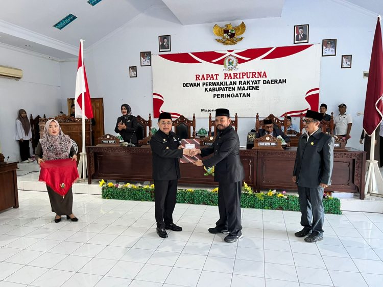 Kasat Intel Polres Majene Hadiri Rapat Paripurna DPRD Majene, Wujud Sinergi Polri dan Pemerintah Daerah