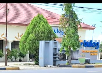 Penyaluran Beras dan Minyak Bulog di Majene Akhirnya Terealisasi