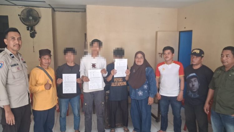 Lewat Mediasi Polsek Malunda Polres Majene, Perselisihan Antar Warga Berakhir Damai