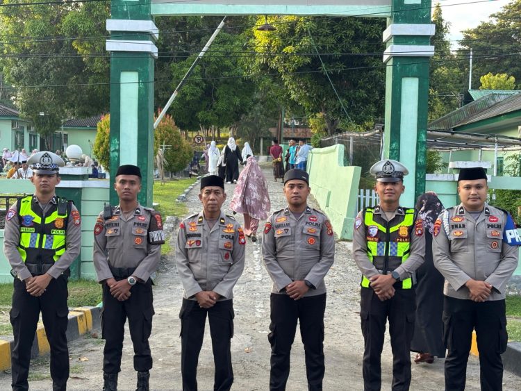 Jaga Kekhusyukan Sholat Idul Adha di Makodim 1401 Majene, Polres Majene Perketat Pengamanan