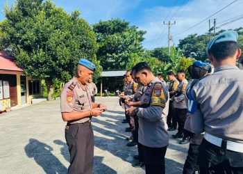 Propam Polres Majene Gelar Gaktiblin di Polsek Banggae, Tekankan Profesionalitas dan Pelayanan Maksimal