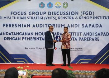 Hadiri Persemian Auditorum IAS, Tasming Hamid Dorong Kolaborasi Majukan Pendidikan