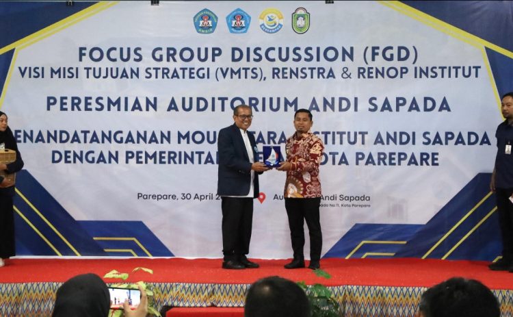 Hadiri Persemian Auditorum IAS, Tasming Hamid Dorong Kolaborasi Majukan Pendidikan