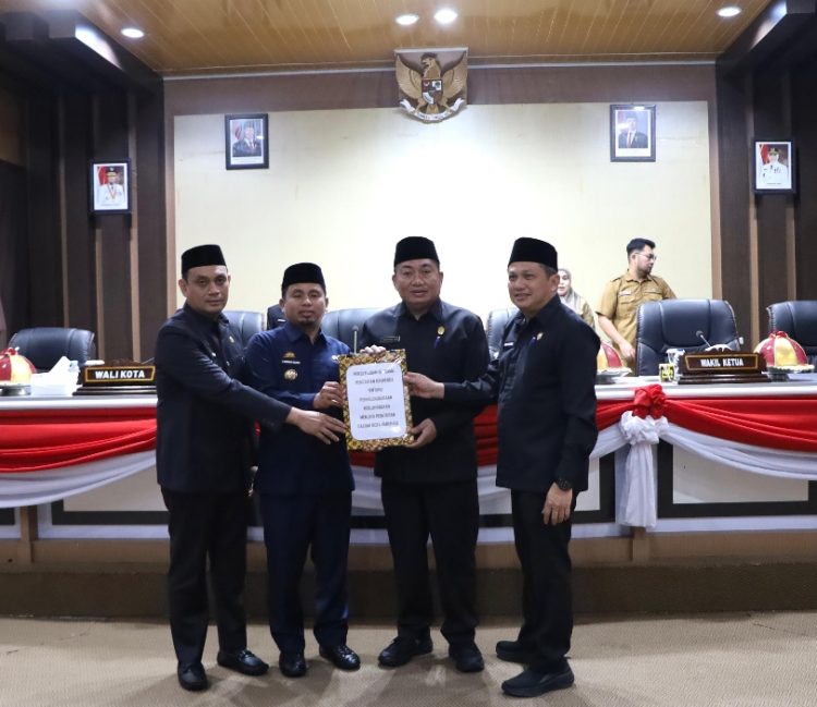 Pemkot Parepare dan DPRD Sepakati Dua Ranperda Strategis, Fokus Industri dan Olahraga