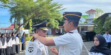 Lapas Parepare Beri Penghargaan, Bahri Terima Tanda Pangkat Pengabdian di Apel Pagi