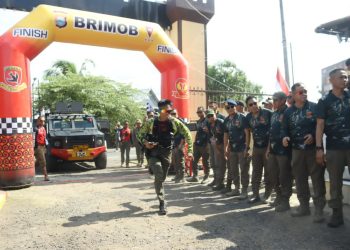 Dansat Brimob Sulsel Buka Phinisi Challenge 2026, Ajang Uji Mental, Fisik dan Solidaritas