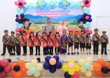 Kapolres Majene Hadiri Pentas Seni dan Pelepasan Peserta Didik TK Kemala Bhayangkari 07 Majene Tahun 2026