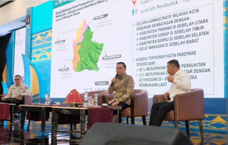 Wawali Hermanto jadi Narasumber di Raker APEKSI Komwil VI Kendari